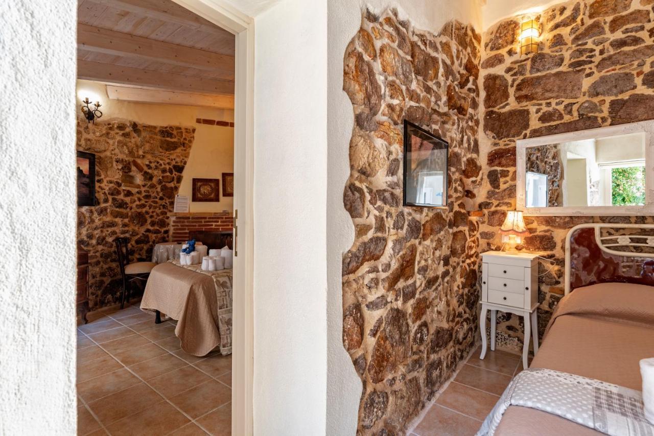 Bed and Breakfast Domo Sa Barra Сант'Антьоко Екстер'єр фото